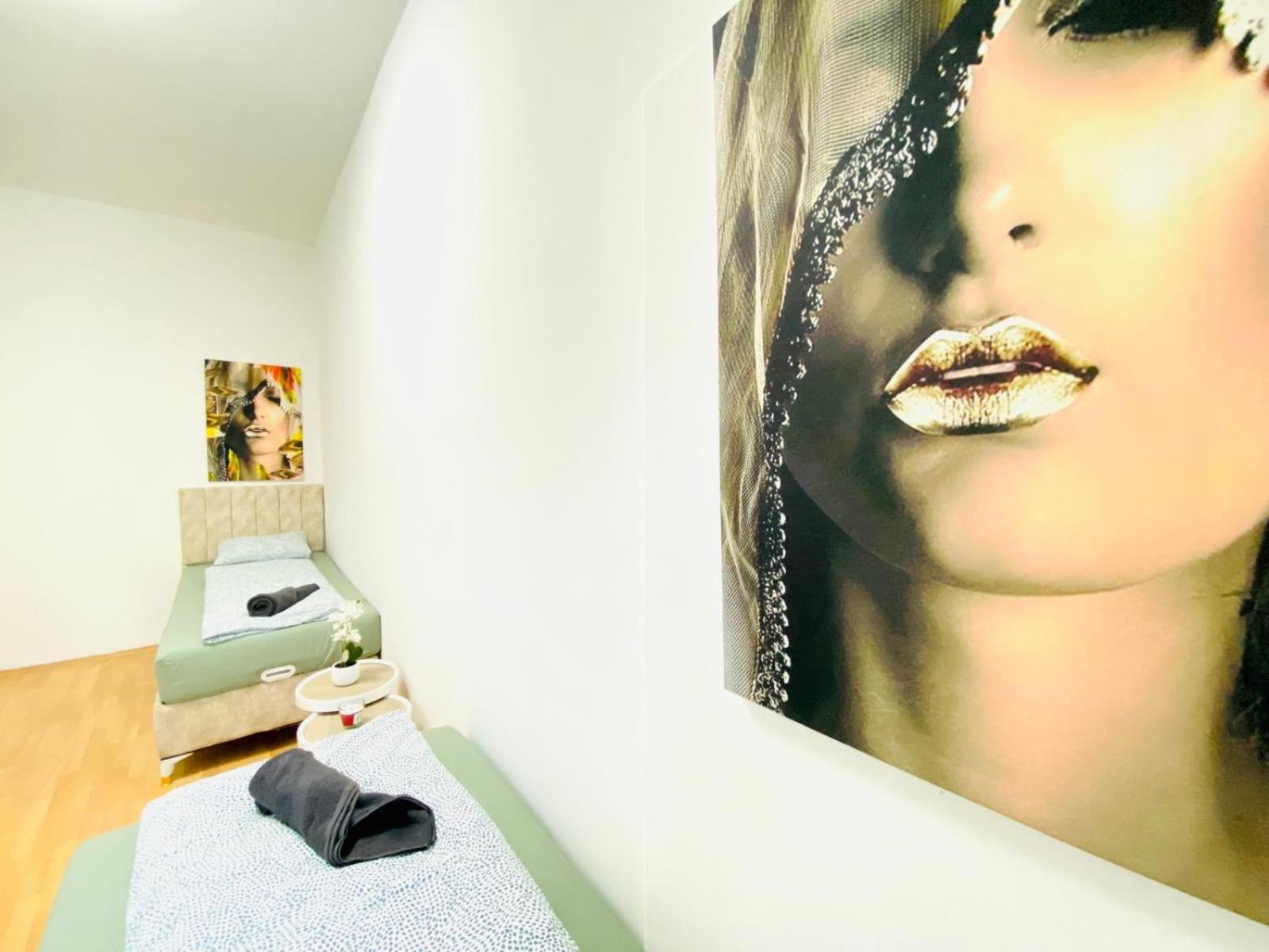Bright 5Br Shared Apartment W Great Transport Link Виена Екстериор снимка