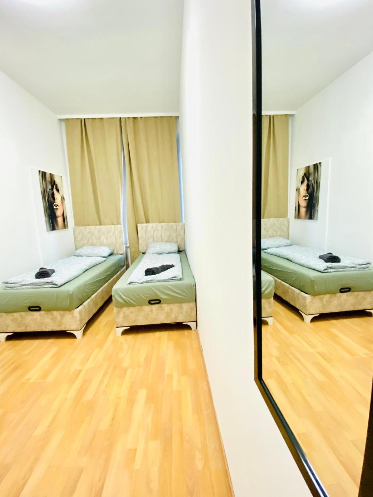 Bright 5Br Shared Apartment W Great Transport Link Виена Екстериор снимка