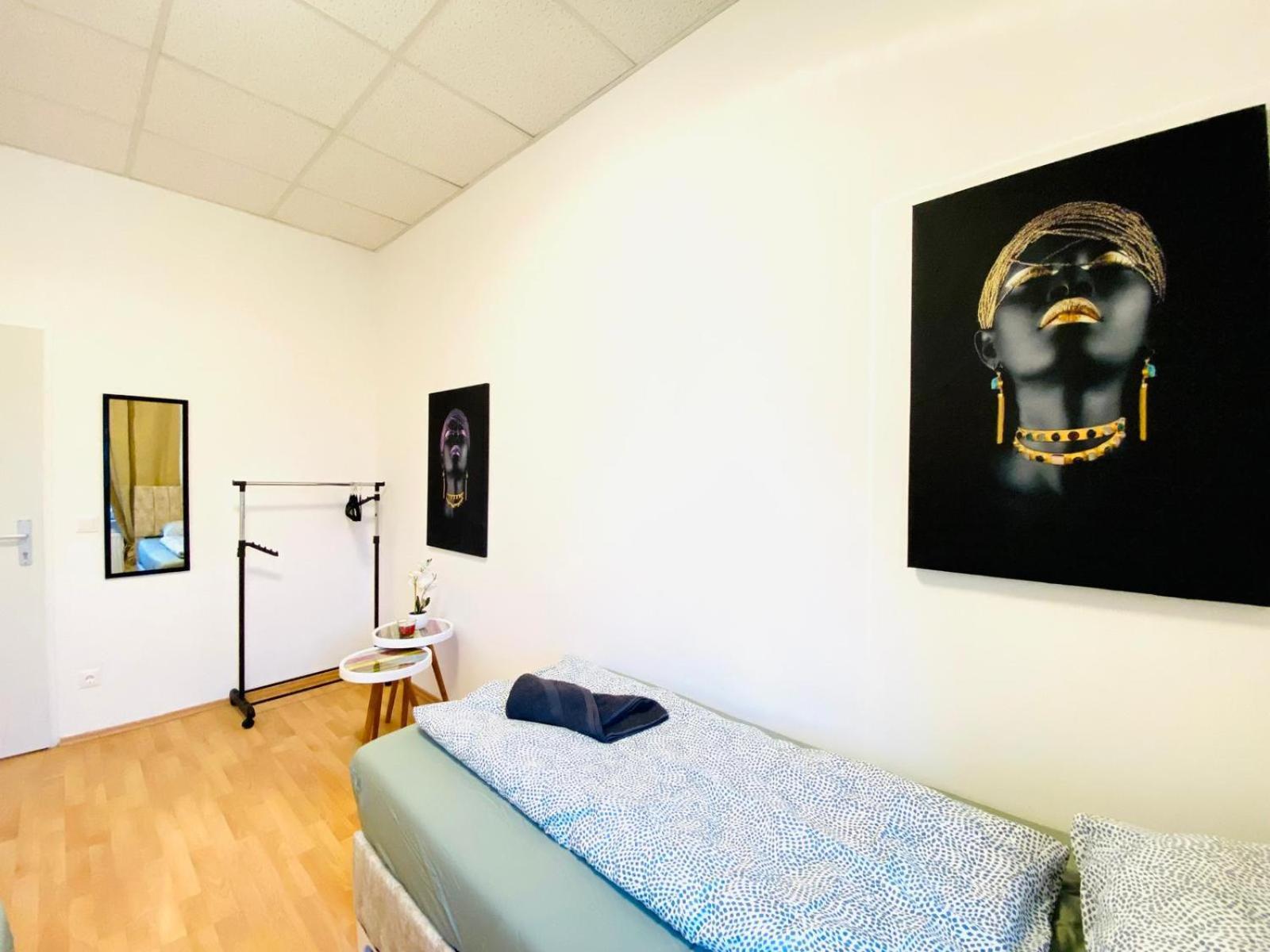 Bright 5Br Shared Apartment W Great Transport Link Виена Екстериор снимка